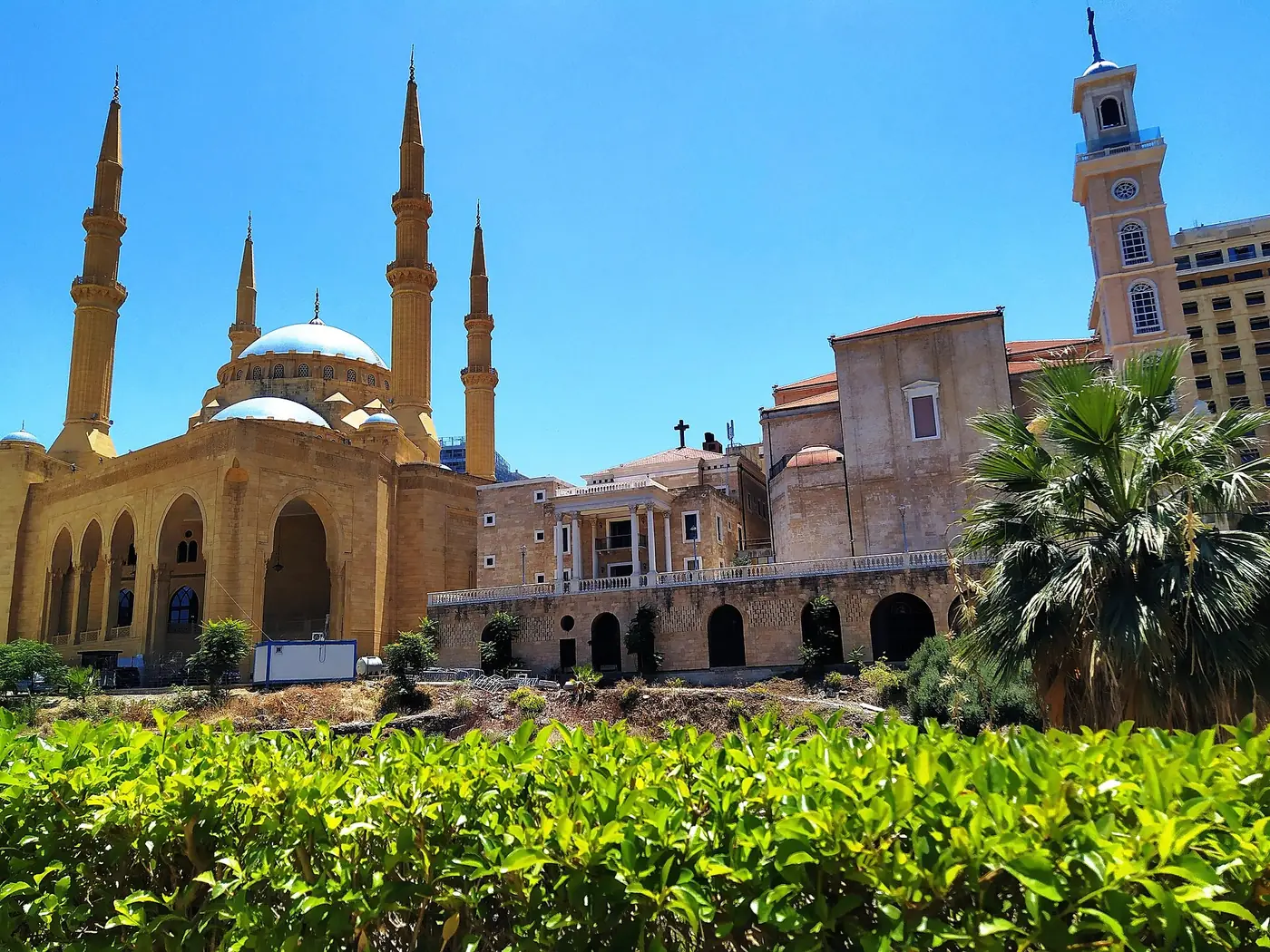 Mohammad Al-Amin Mosque and St. George Maronite Cathedral, Beirut (2)