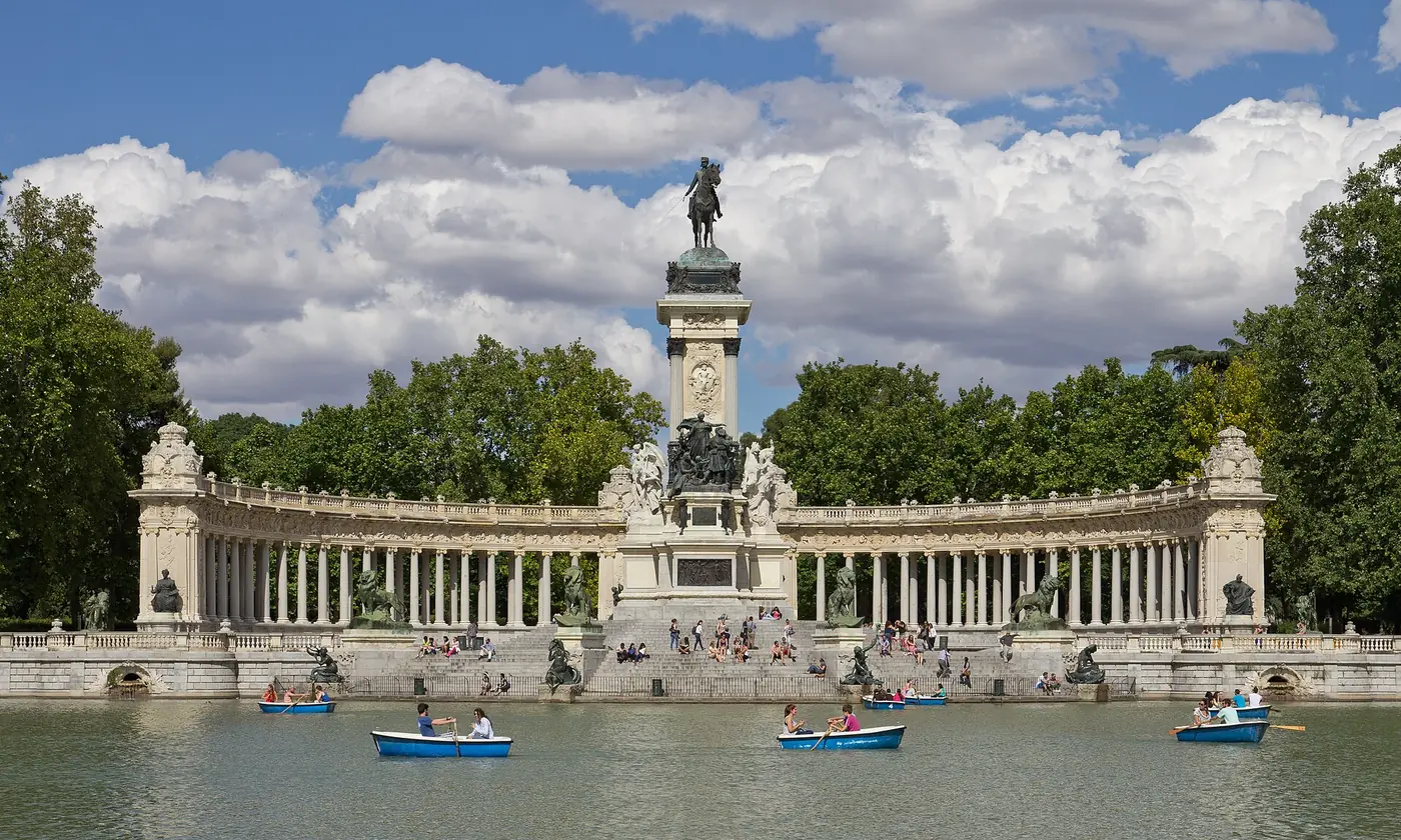 Monumento a Alfonso XII de España en los Jardines del Retiro - 04
