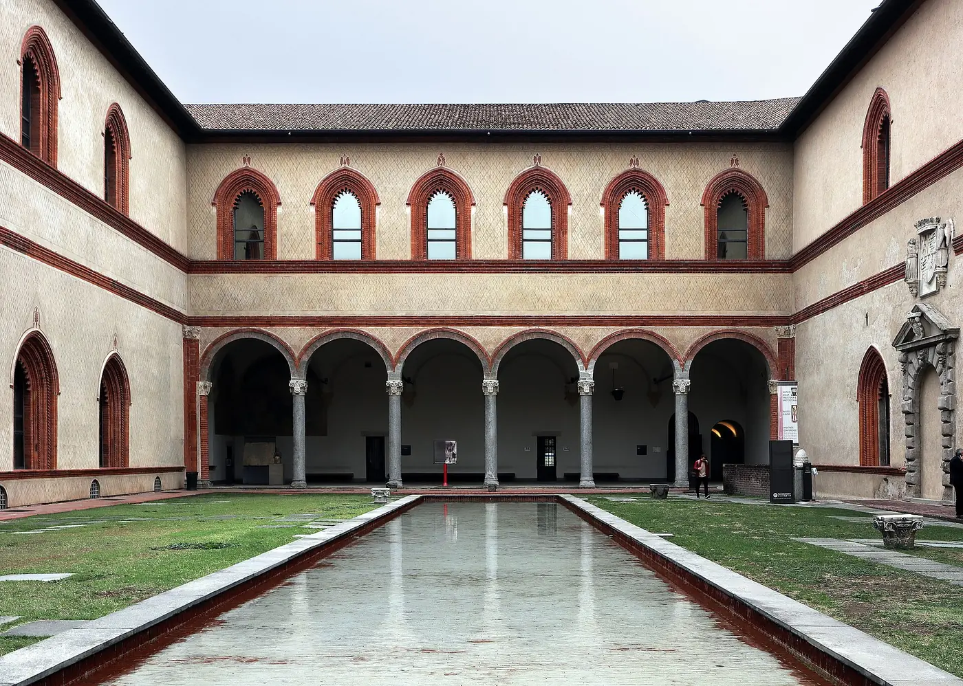 Castello Sforzesco (Milano) - Portico dell Elefante